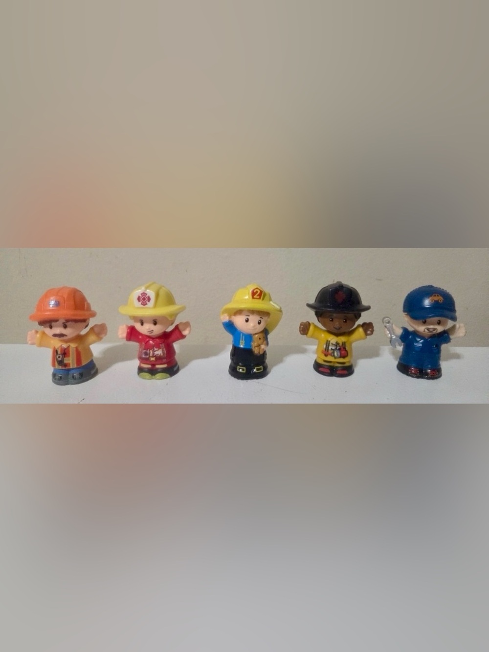 FISHER-PRICE - LITTLE PEOPLE - FIREFIGHTERS, CONSTRUCTION WORKER, MECHANIC